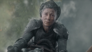 Eve Best as Rhaenys on Meleys in House of the Dragon Season 2x04